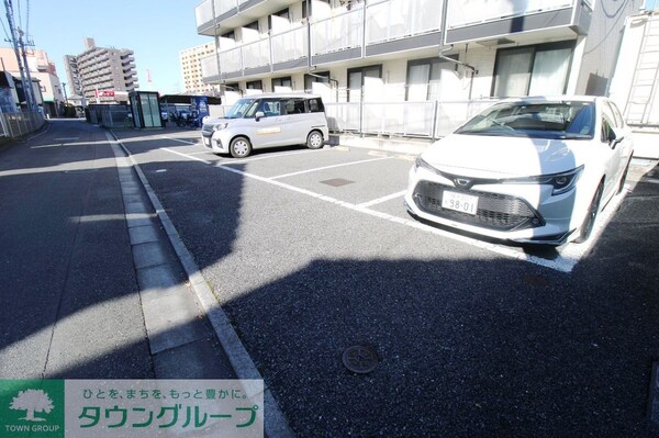 駐車場(駐車場)