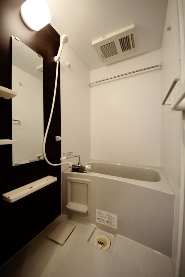 バス／シャワールーム等(バス／シャワールーム等)