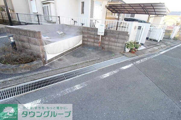 共有部分(ゴミ置き場)