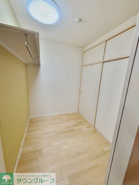 物件内観写真17　(玄関)