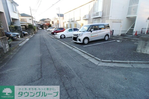駐車場(駐車場)