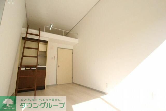 物件内観写真10　(収納)