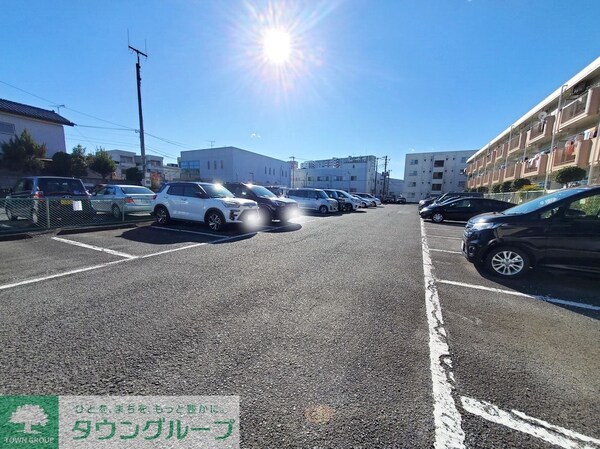 駐車場(駐車場)