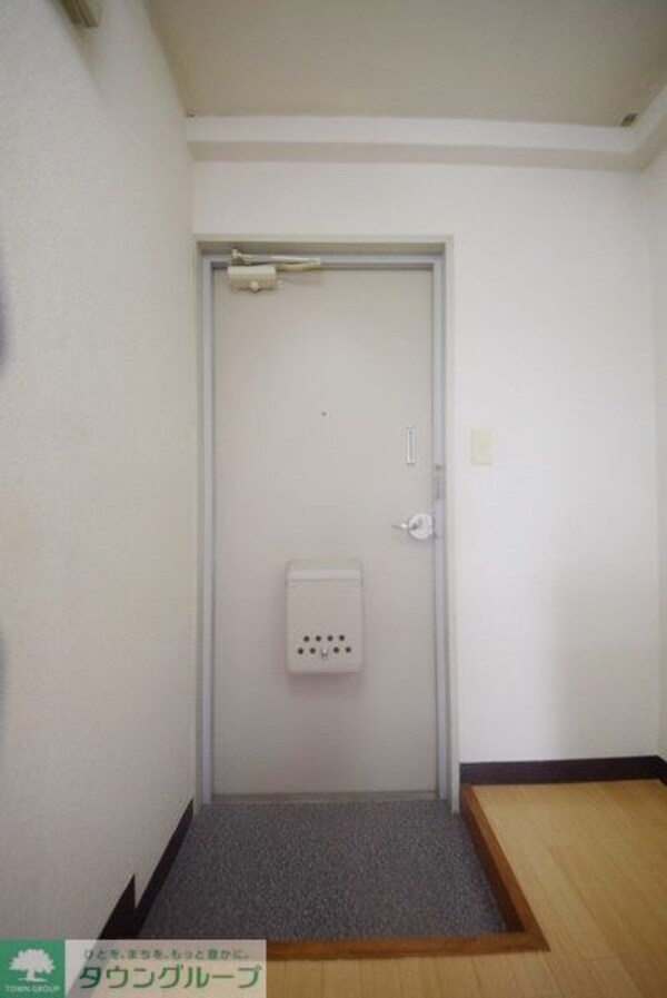 玄関(玄関)