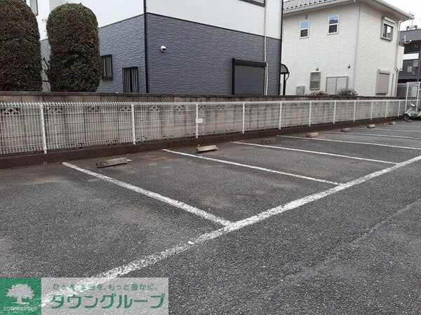 駐車場(駐車場)