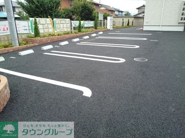 駐車場(駐車場)