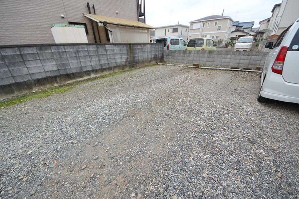 駐車場(庭)