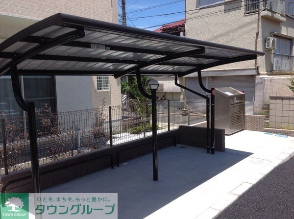 設備(屋根付き駐輪場)