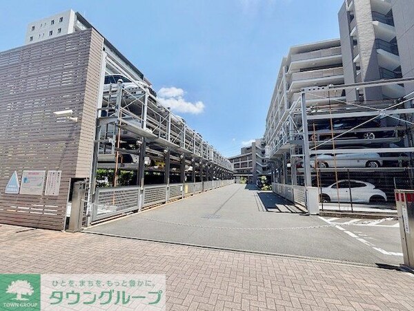 駐車場(駐車場)