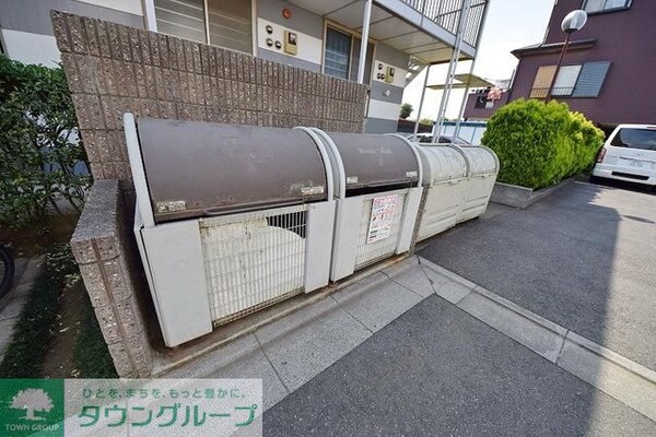 共有部分(敷地内ゴミ置き場)