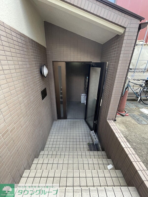 エントランス(エントランス)
