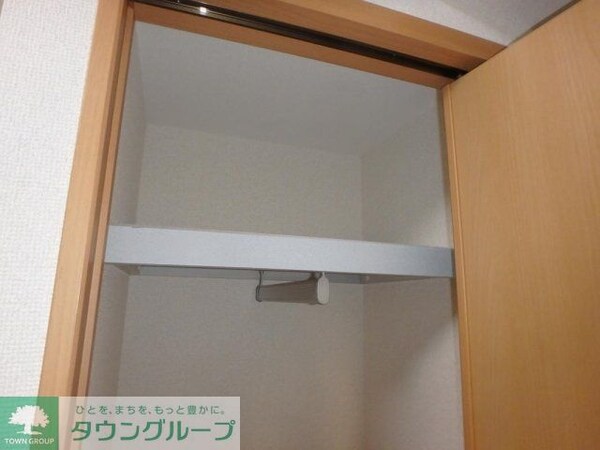 収納(室内洗濯機置場)