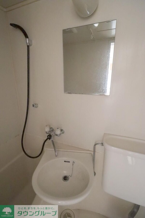 洗面(バス／シャワールーム等)