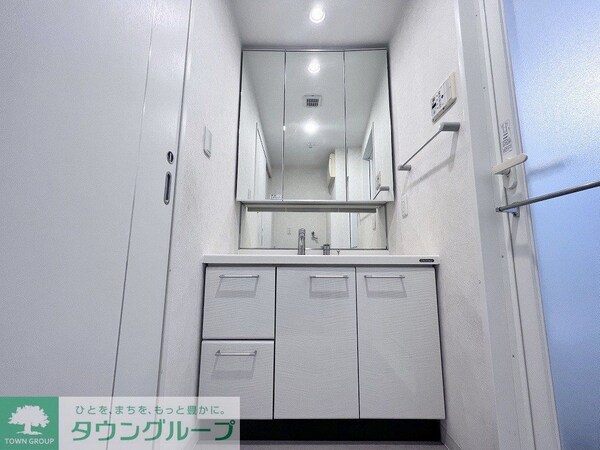 洗面(※クリーニング前)