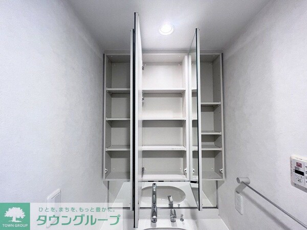 収納(※クリーニング前)