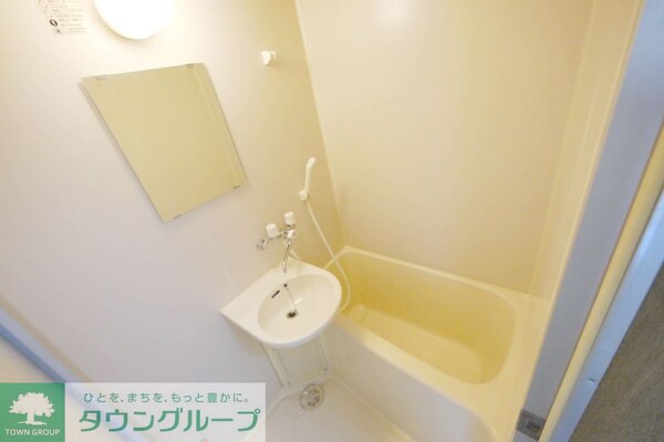 洗面(バス／シャワールーム等)