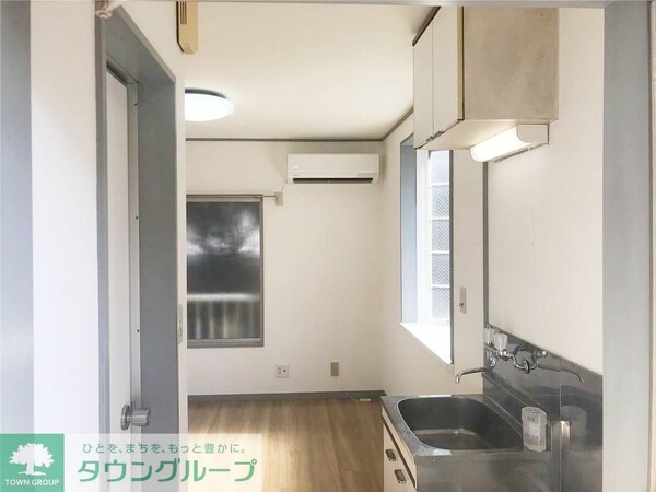 玄関(リビング/居室)