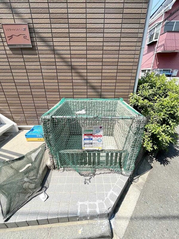 設備(庭)