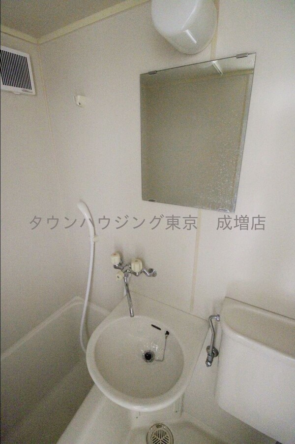 洗面(バス／シャワールーム等)