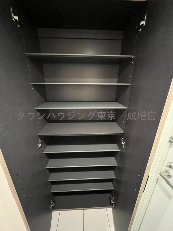 収納(エントランス)