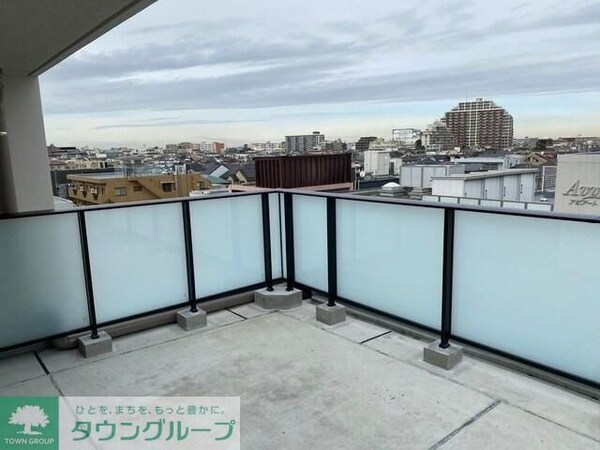 バルコニー
