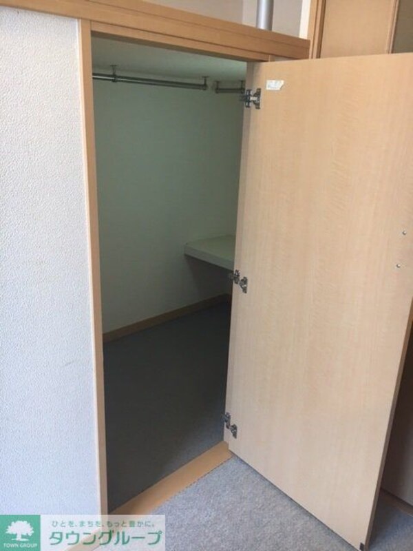 その他室内・内装(ベッド下収納)
