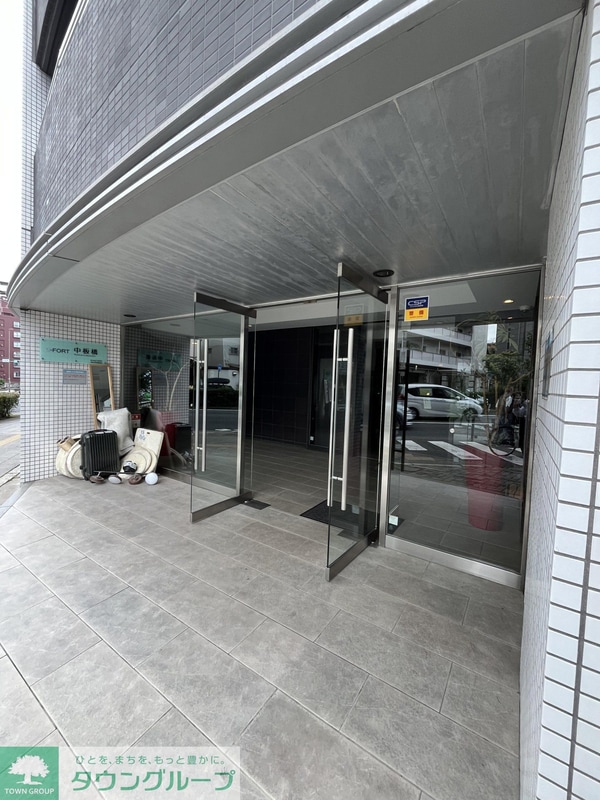 エントランス(バルコニー)