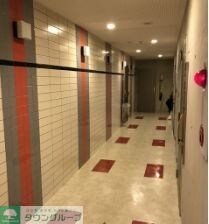 物件内観写真5　(エントランス)