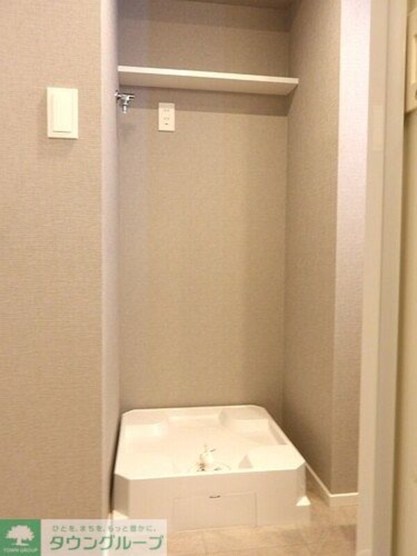 その他(室内洗濯機置き場※同タイプ別部2025.11新築未入居時撮影)