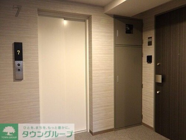 その他(エレベーター　※同タイプ別部屋2025.11新築未入居時撮)