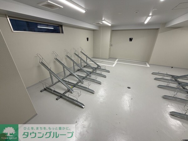 共有部分(駐輪場　※2025年11月新築未入居時撮影)