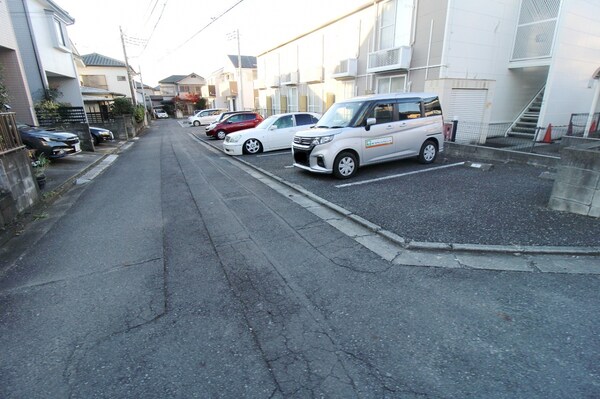 駐車場(駐車場)