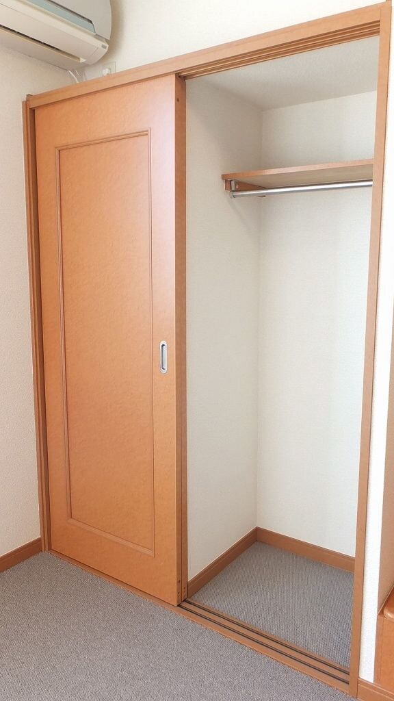 物件内観写真6　(収納)