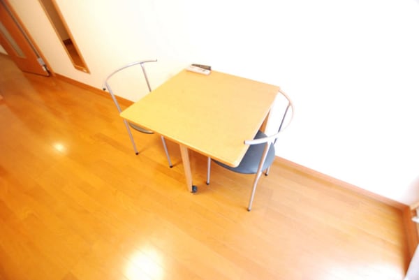 その他室内・内装(※1Ｆはフローリング　2Ｆは絨毯使用です。)
