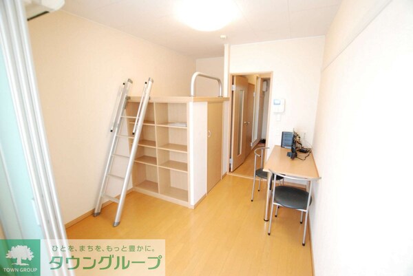 リビング・居室(※1Ｆはフローリング　2Ｆは絨毯使用です。)