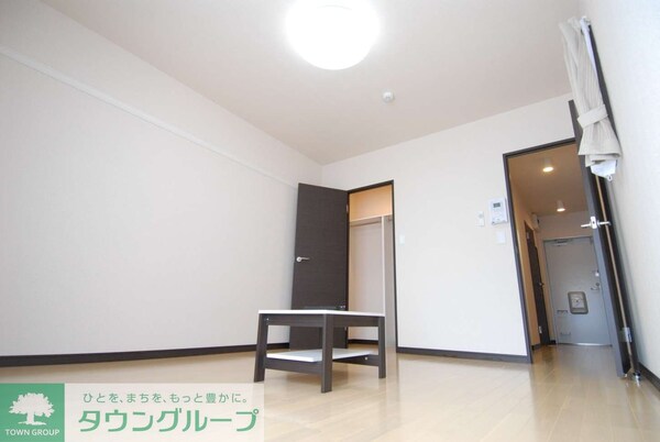 リビング・居室(同タイプ写真の為、現況優先)