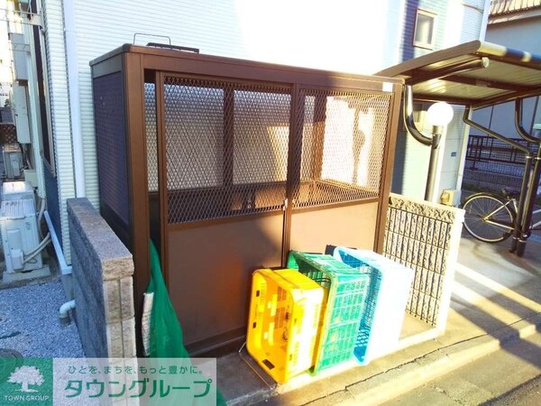 その他(ゴミ庫)