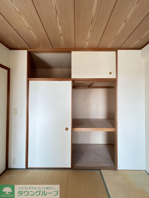 収納(※クリーニング前)