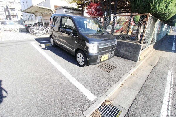 駐車場(駐車場)