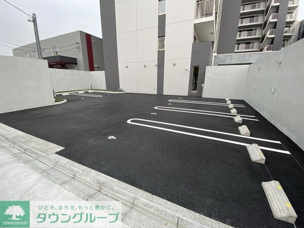 駐車場(駐車場)