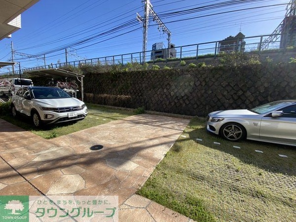駐車場(駐車場)