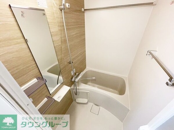 バス／シャワールーム等(類似参考写真)
