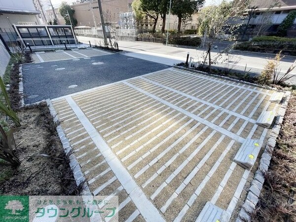 駐車場(庭)