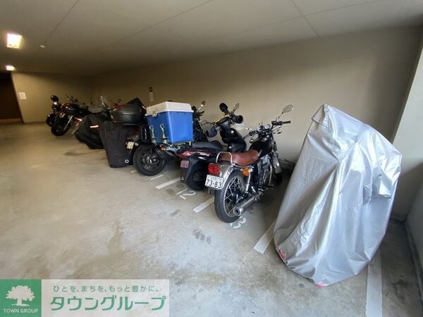 設備(駐車場)