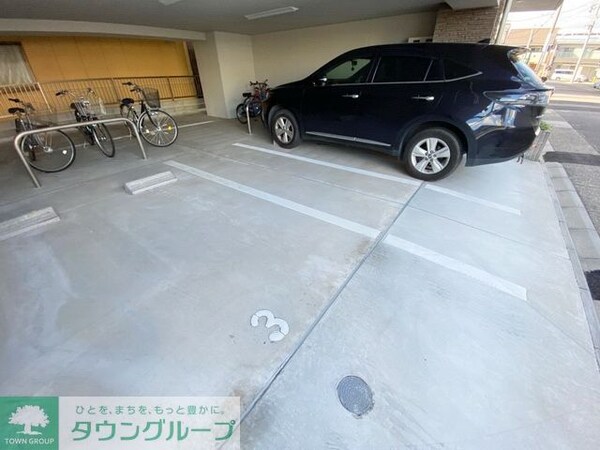 駐車場(駐車場)