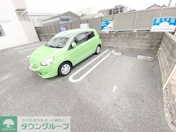 駐車場(駐車場)