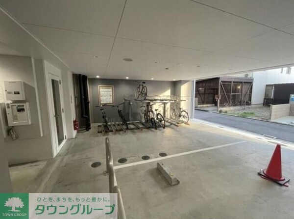 駐車場(駐車場)