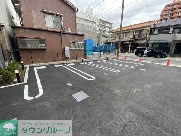 駐車場(敷地内駐車場（要確認）)