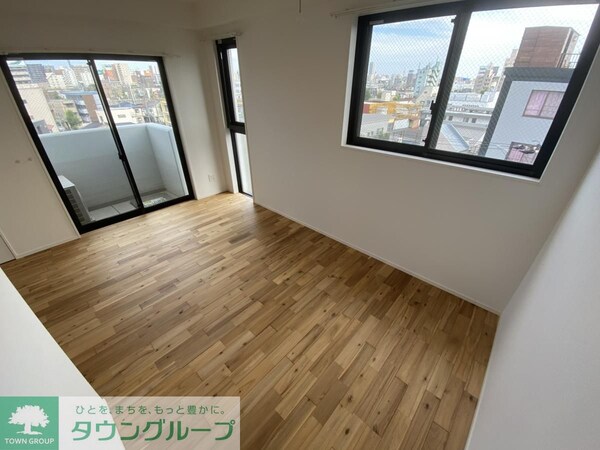 リビング・居室(501号室の写真です。)