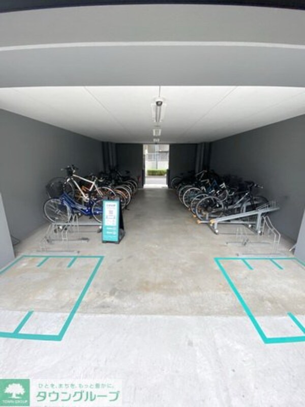 駐車場(駐車場)